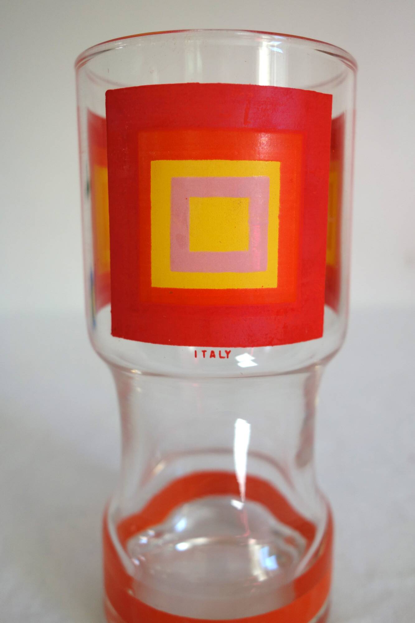 4 vintage 70s pop glasses