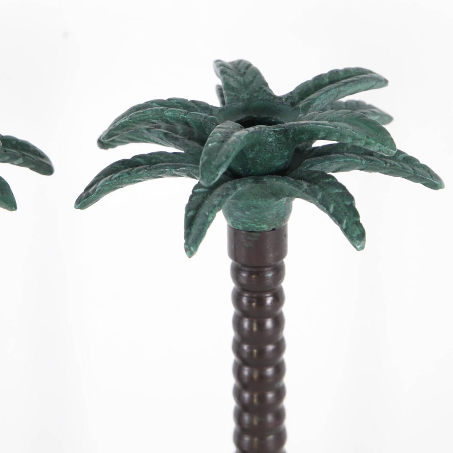 Lot de bougeoirs en laiton