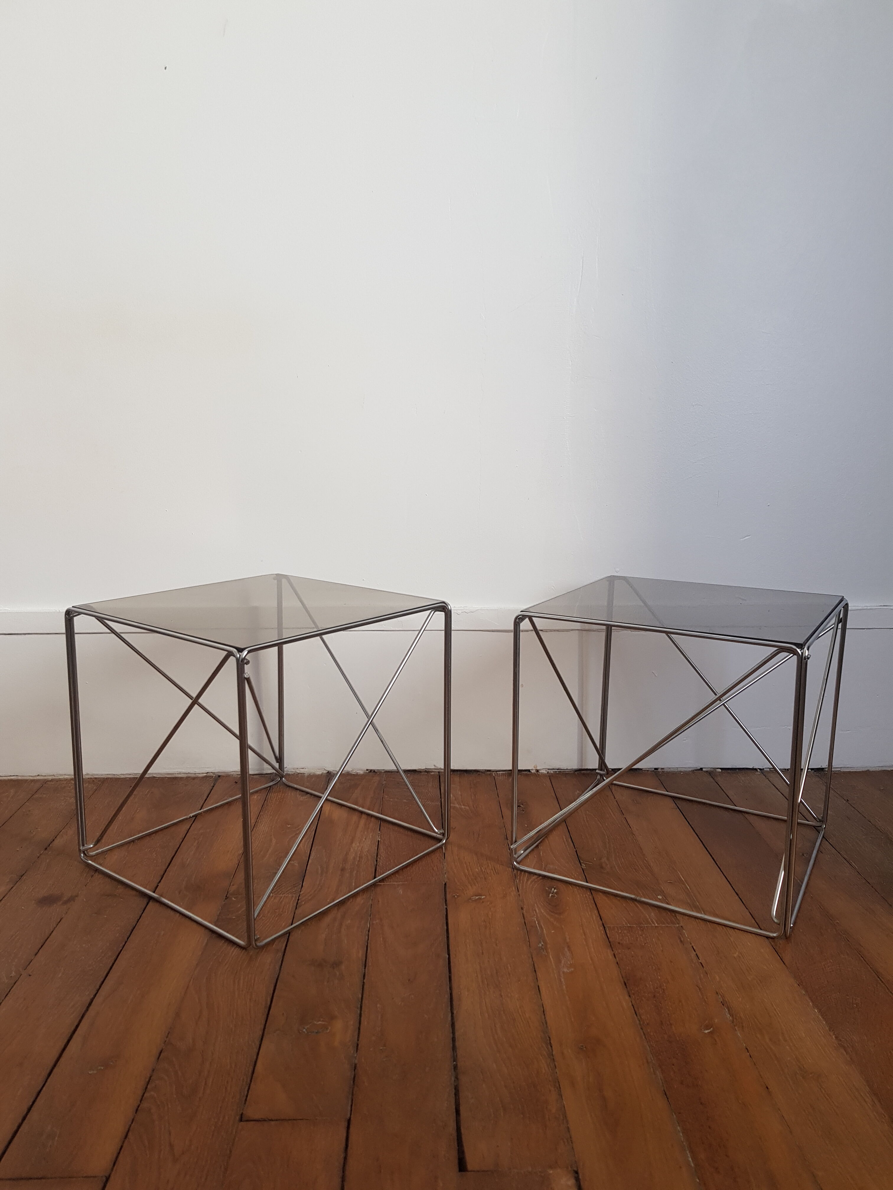 Model iscocèle coffee tables by Max Sauze
