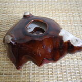 Vintage ceramic shell ashtray empty pockets
