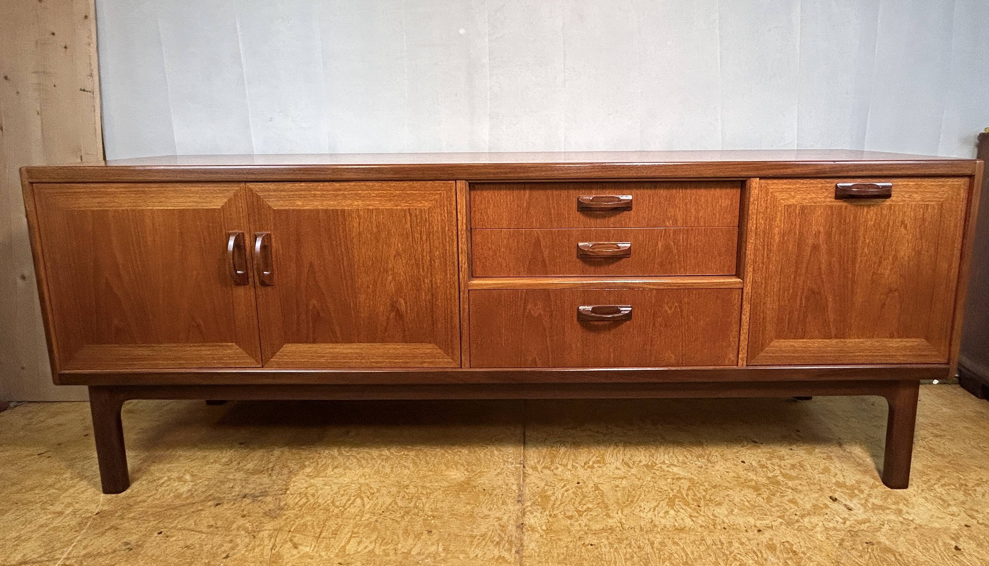 Buffet rétro vintage en teck et afromosia du milieu du siècle par G Plan Sierra Range