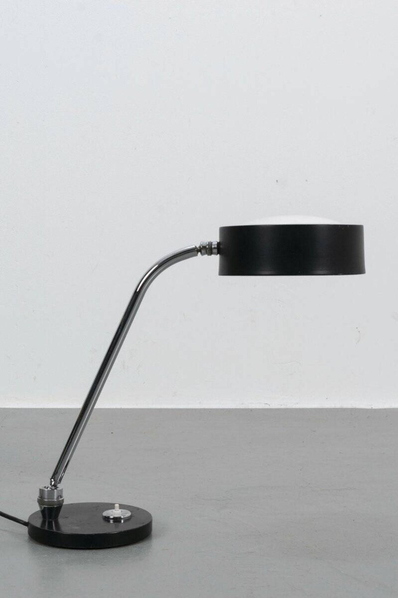 Jume Desk Lamp by Charlotte Perriand