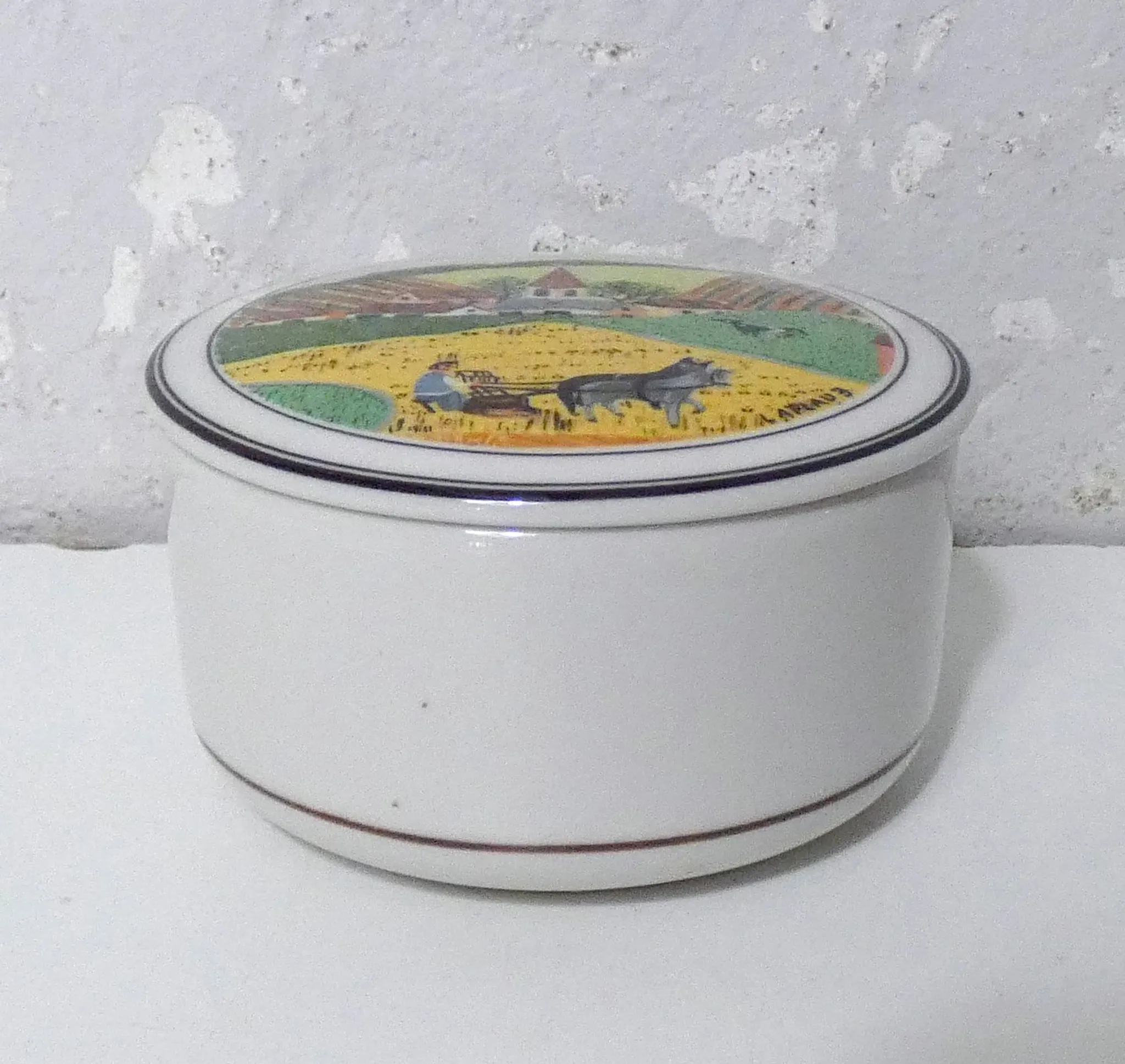 Villeroy & boch sweet box with a four seasons design signed laplau.