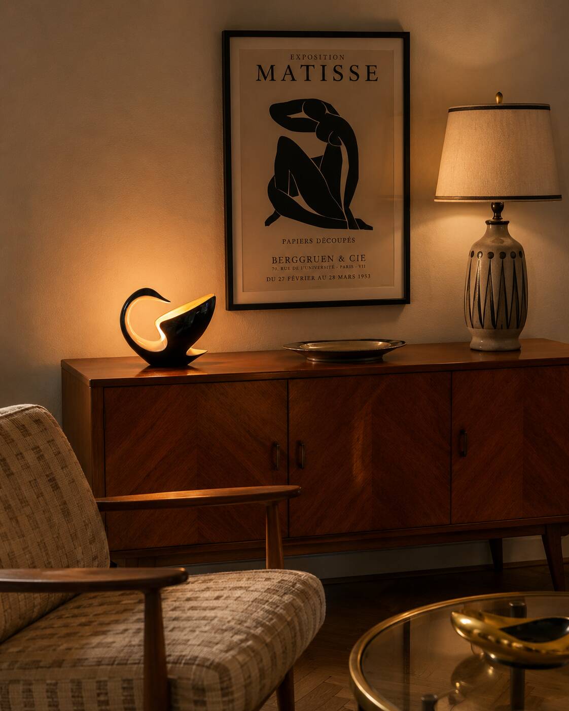 Ambient lamp / night light in the shape of a swan by verceram 1950