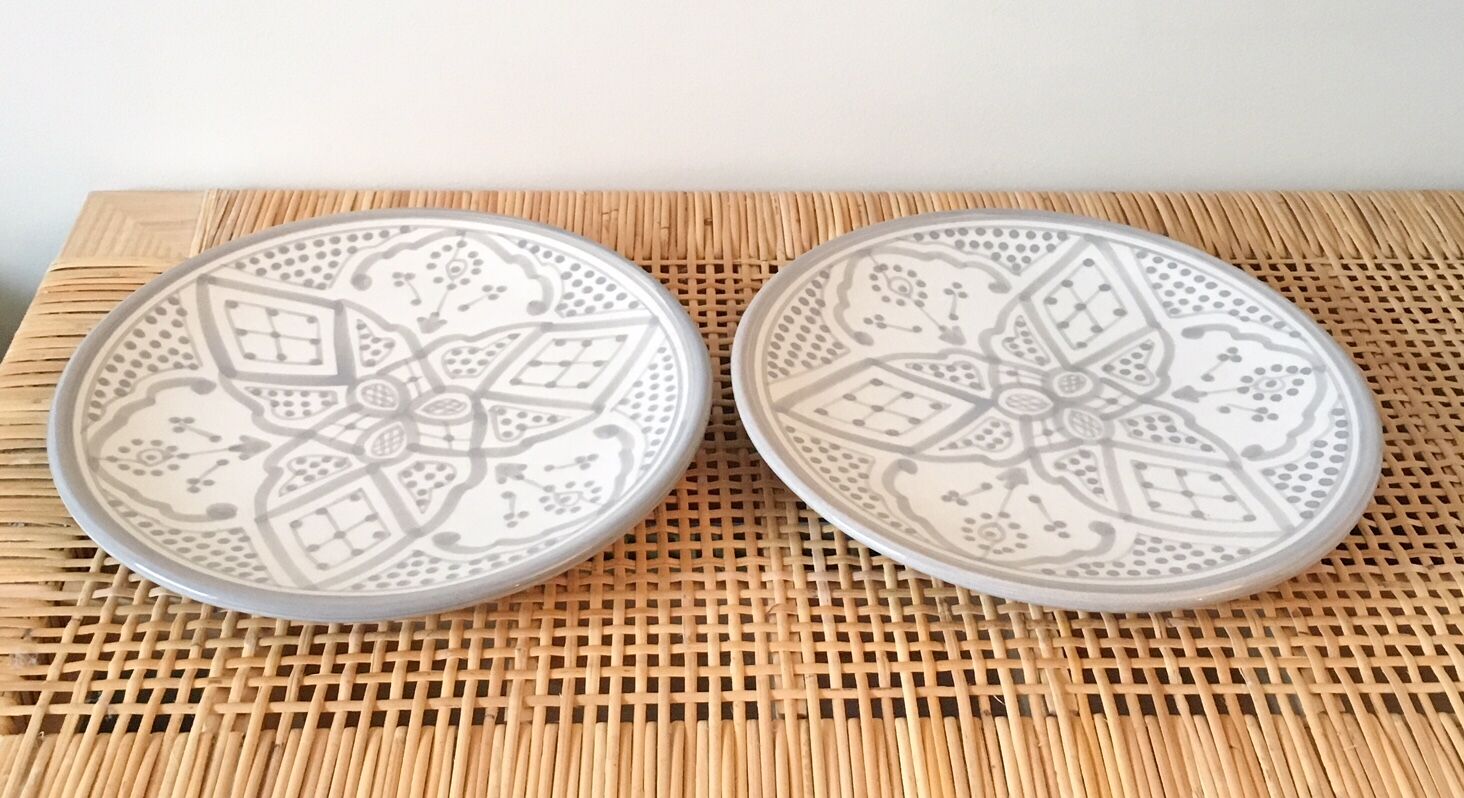 Lot of 2 plates in grey Moroccan ceramic