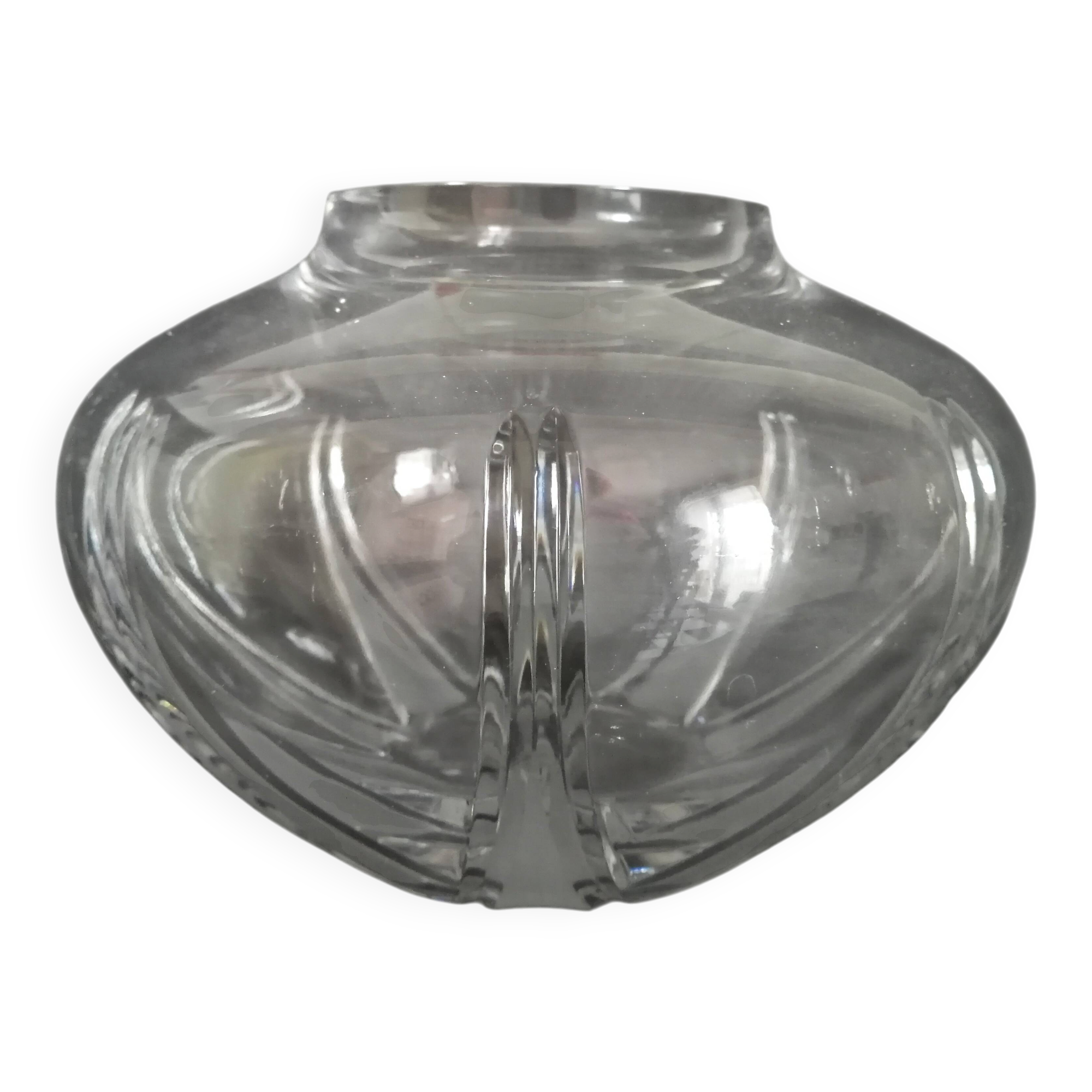 Cut crystal round vase in Art Deco style