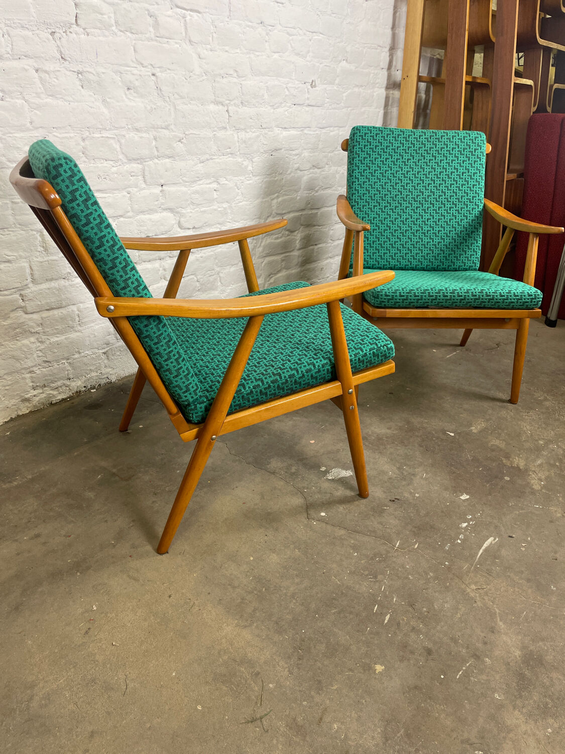 Paire de fauteuils boomerang par Ton 1960