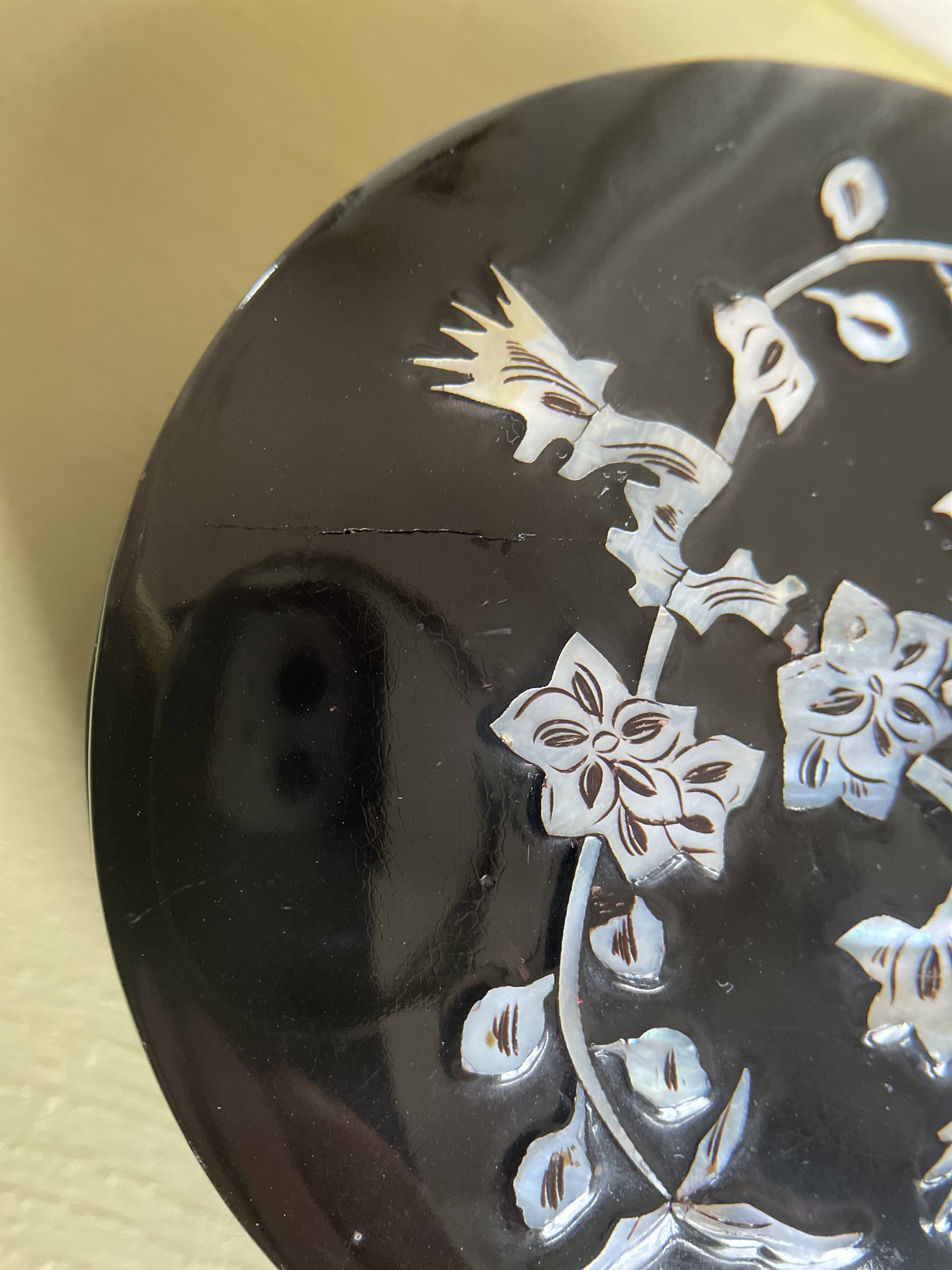 Japanese lacquer and mother-of-pearl jewelry box