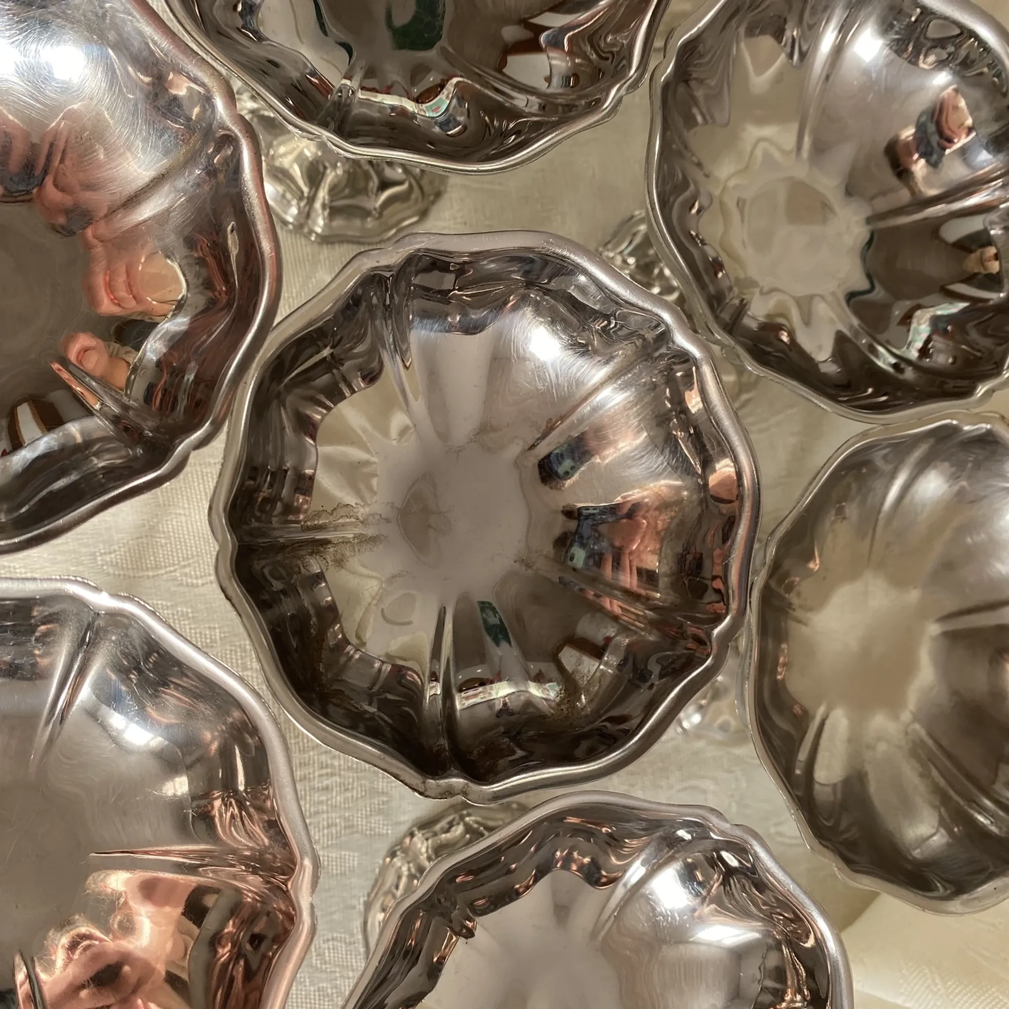 Vintage stainless steel footed bowls