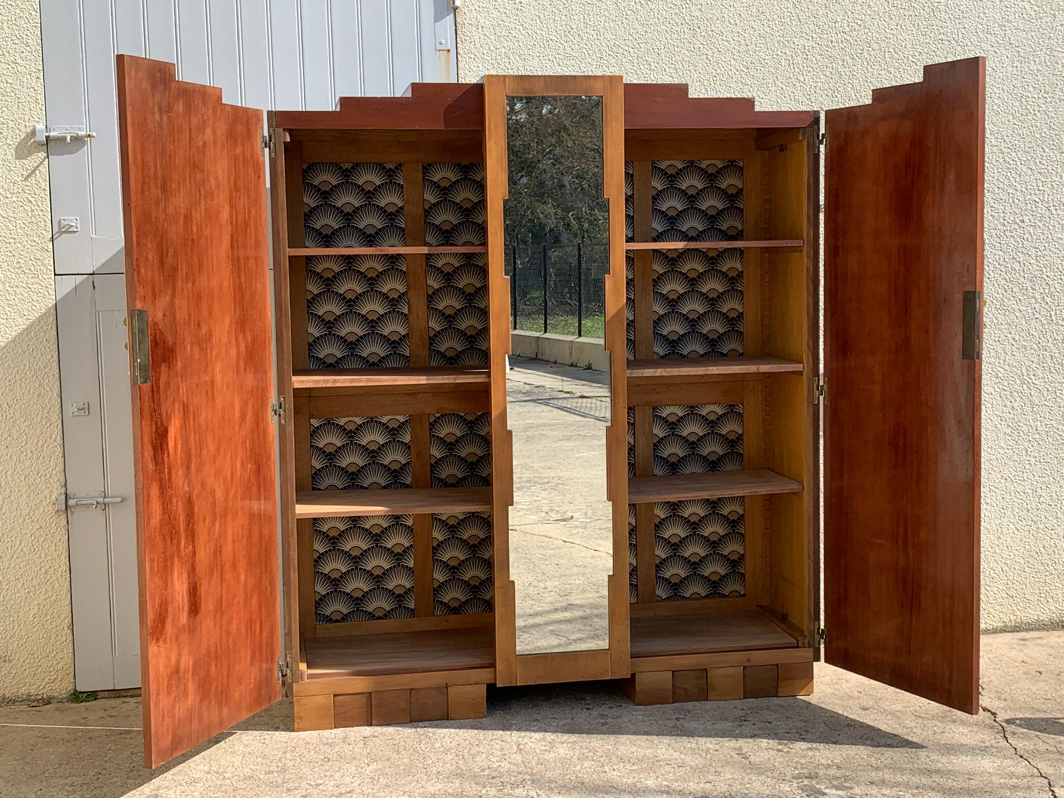 Art Deco wardrobe 1920