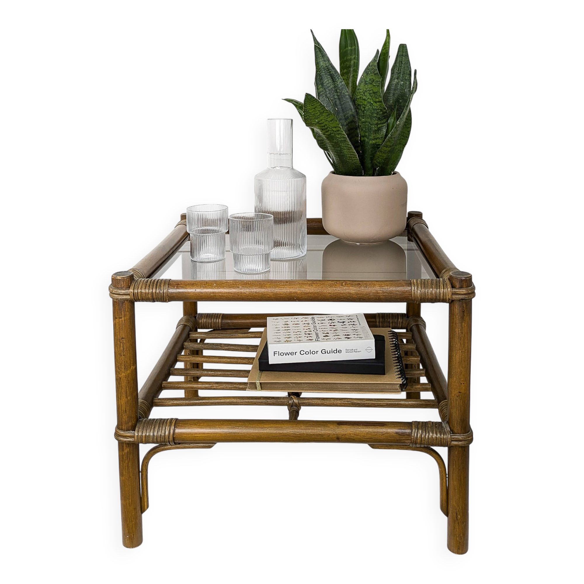 Table basse en bambou marron foncé plateau en verre Mid Century Vintage Rattan Skandi Boho Danish De