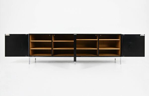 Enfilade Credenza par Florence Knoll Bassett pour Knoll Inc, années 1960