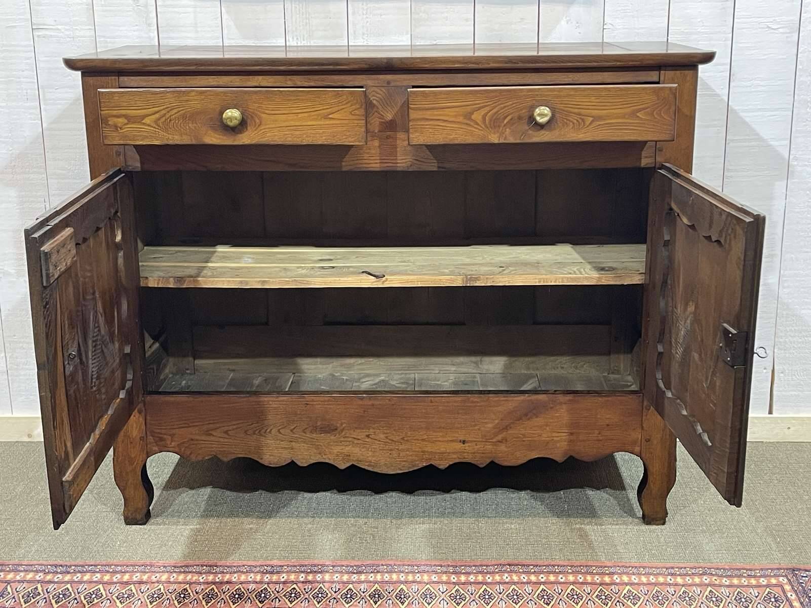 Buffet breton en châtaignier début XXème