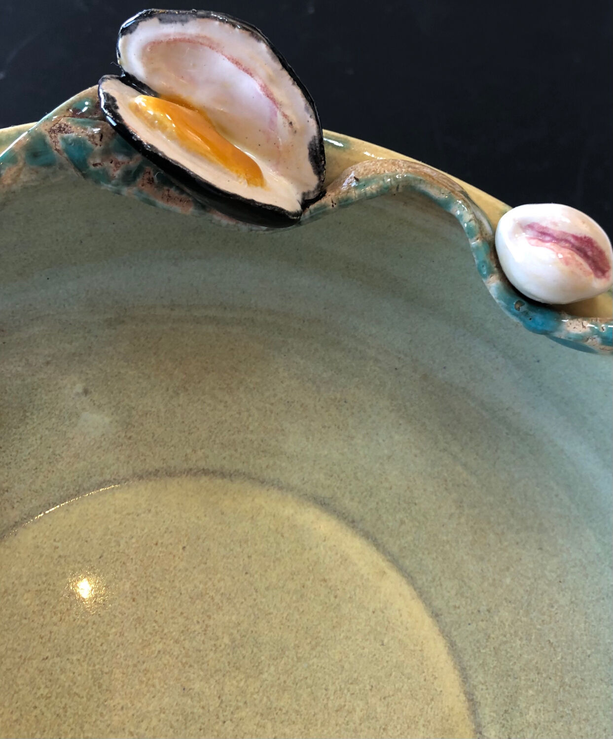 Paris ceramic dish with slip decoration, by Suzy Coste