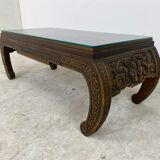 Table basse sculptée à la main Chine années 1930