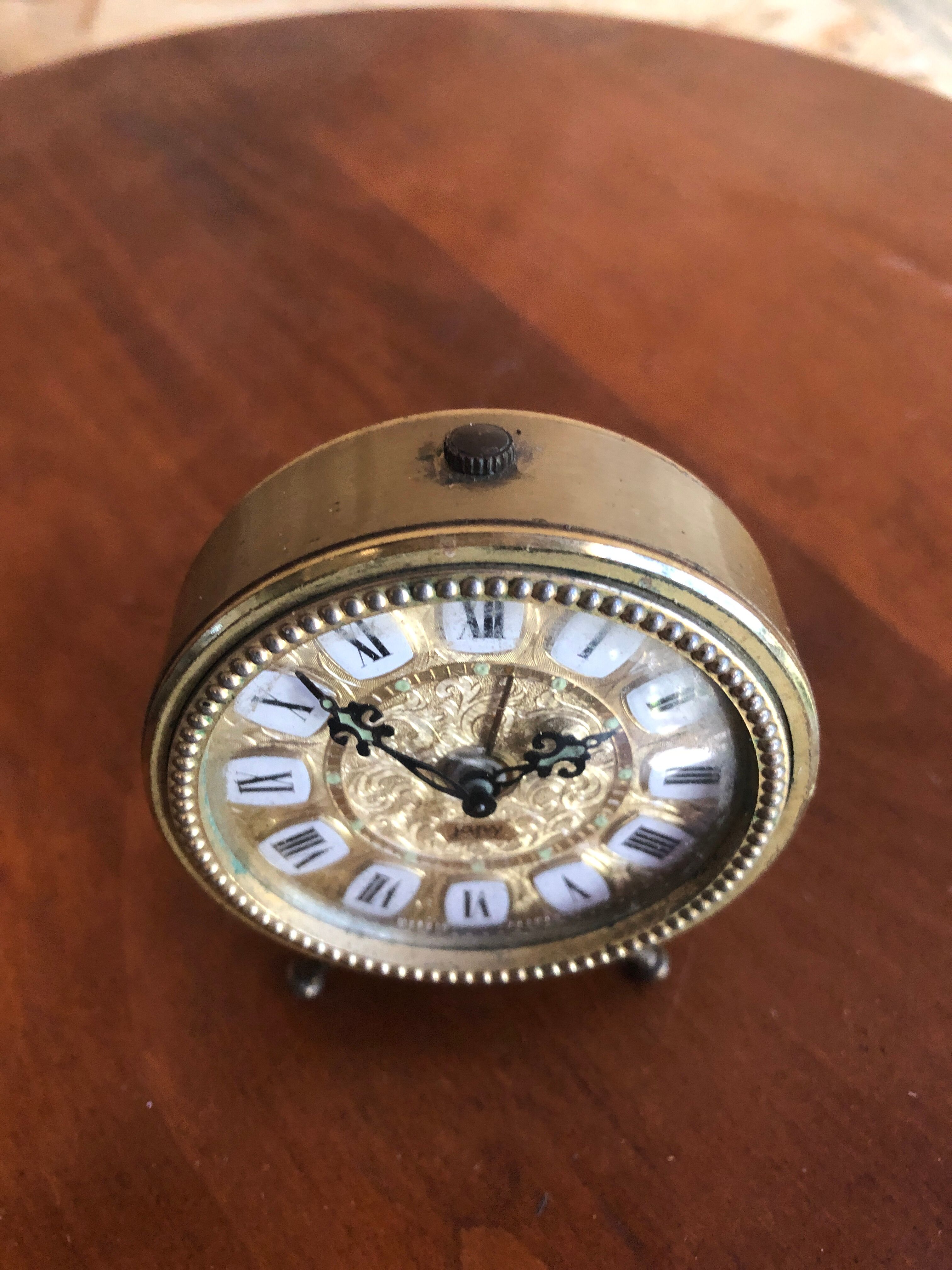 Ancien pendule réveil japy laiton en métal doré
