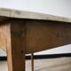 Table en bois patinée
