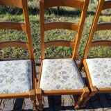 Set of 6 wooden chairs with floral fabric