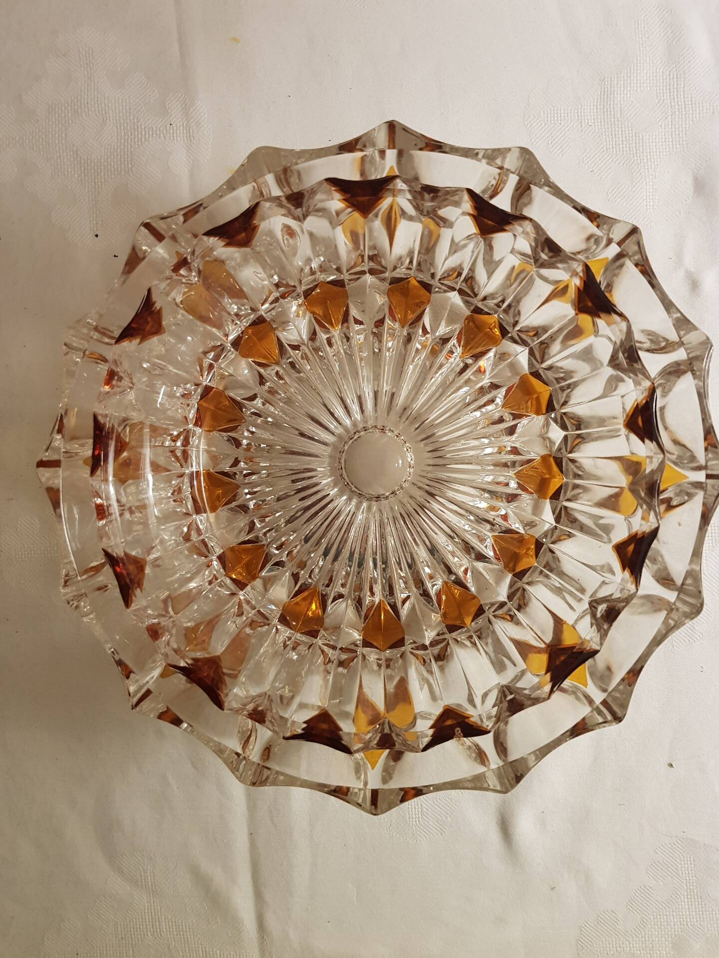 Lot  de 2 saladiers en cristal