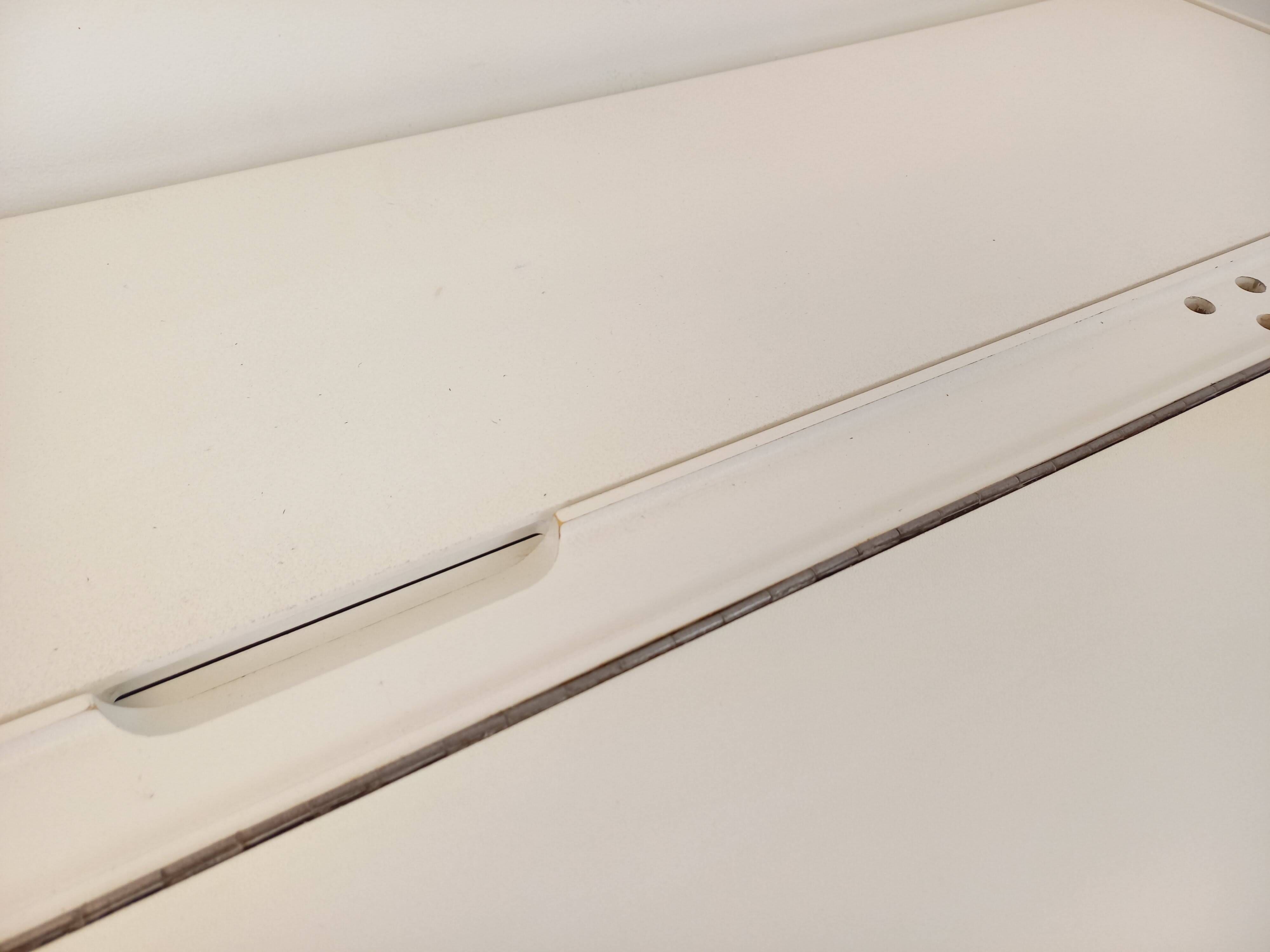 Vintage Bauhaus style desk in melamine and chrome metal from the 1970s.