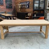 Farmhouse table with oak extensions