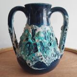 Ceramic vase with blue glazes