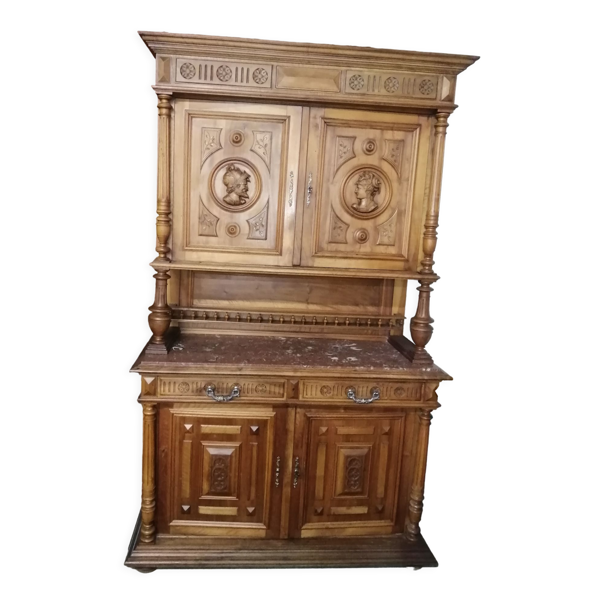 Buffet de Style Henri II