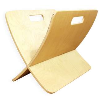 Plywood magazine rack