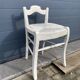 Tabouret paillé vintage peint en blanc