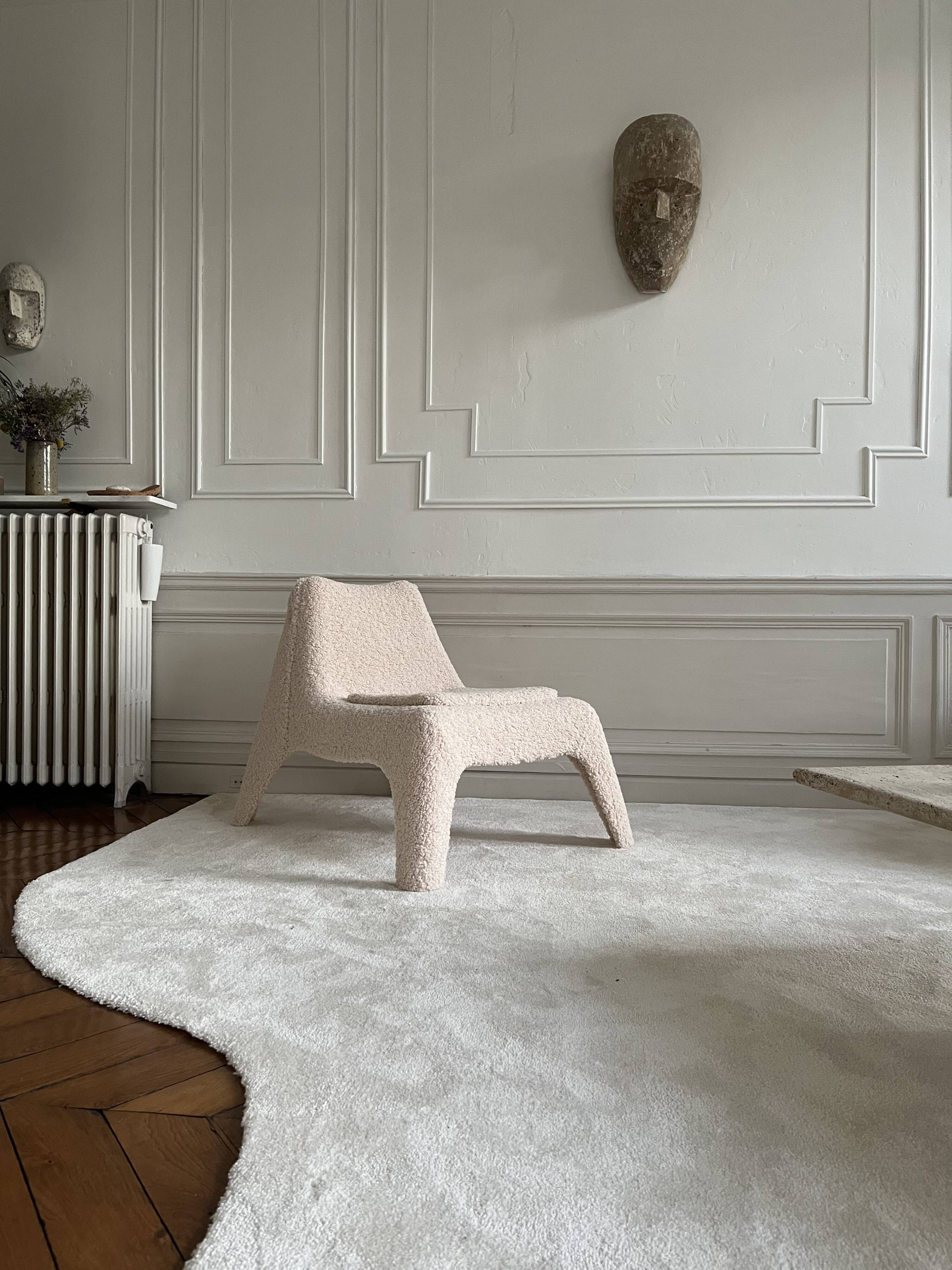 Heated chair in moumoute, sheepskin