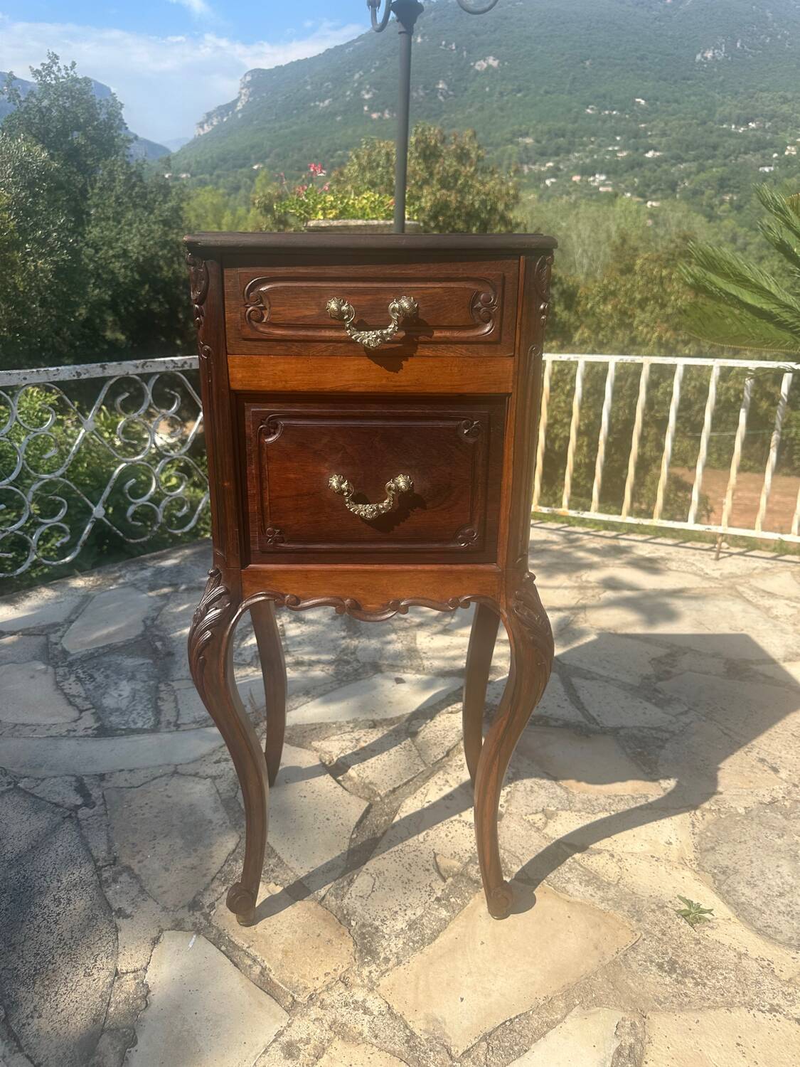 little Louis XV style flying table in rosewood, 19th century