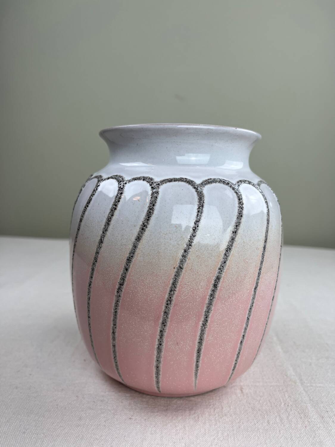 Strehla ceramic vase