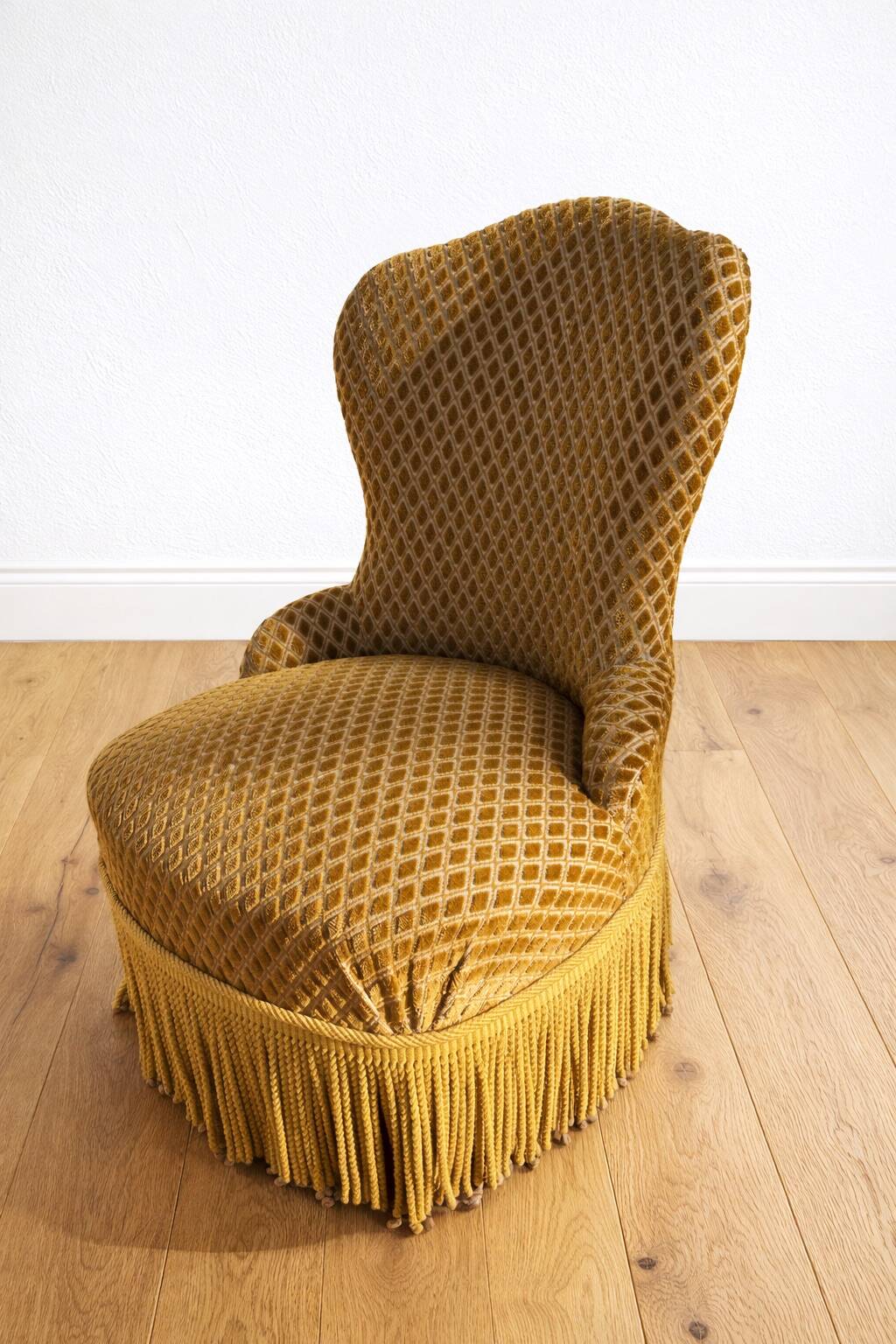 Vintage mustard velvet crab chair with fringes – 1970s