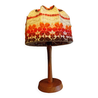 Scandinavian pine table lamp