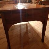 Farm table