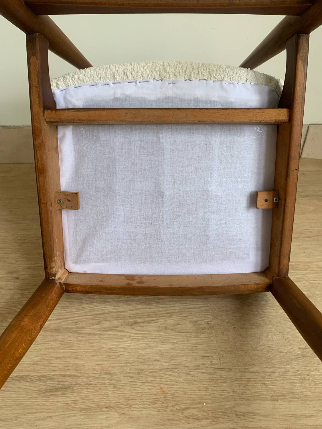 Series of 4 Scandinavian chairs from the 60s