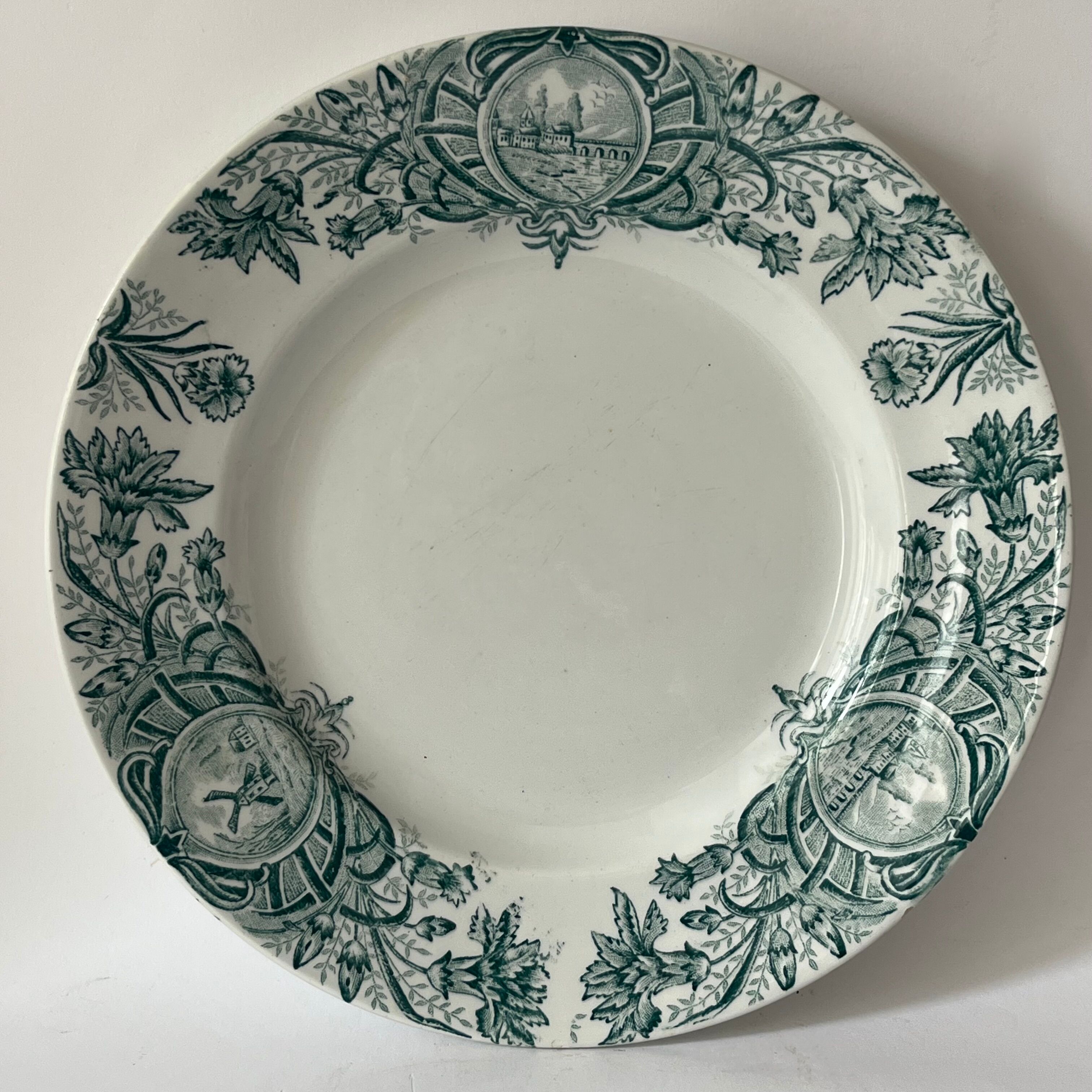 Assiette plate Terre de fer - A.Lebacqz & M. Bouchart