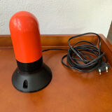Inactinic lamp for photo lab