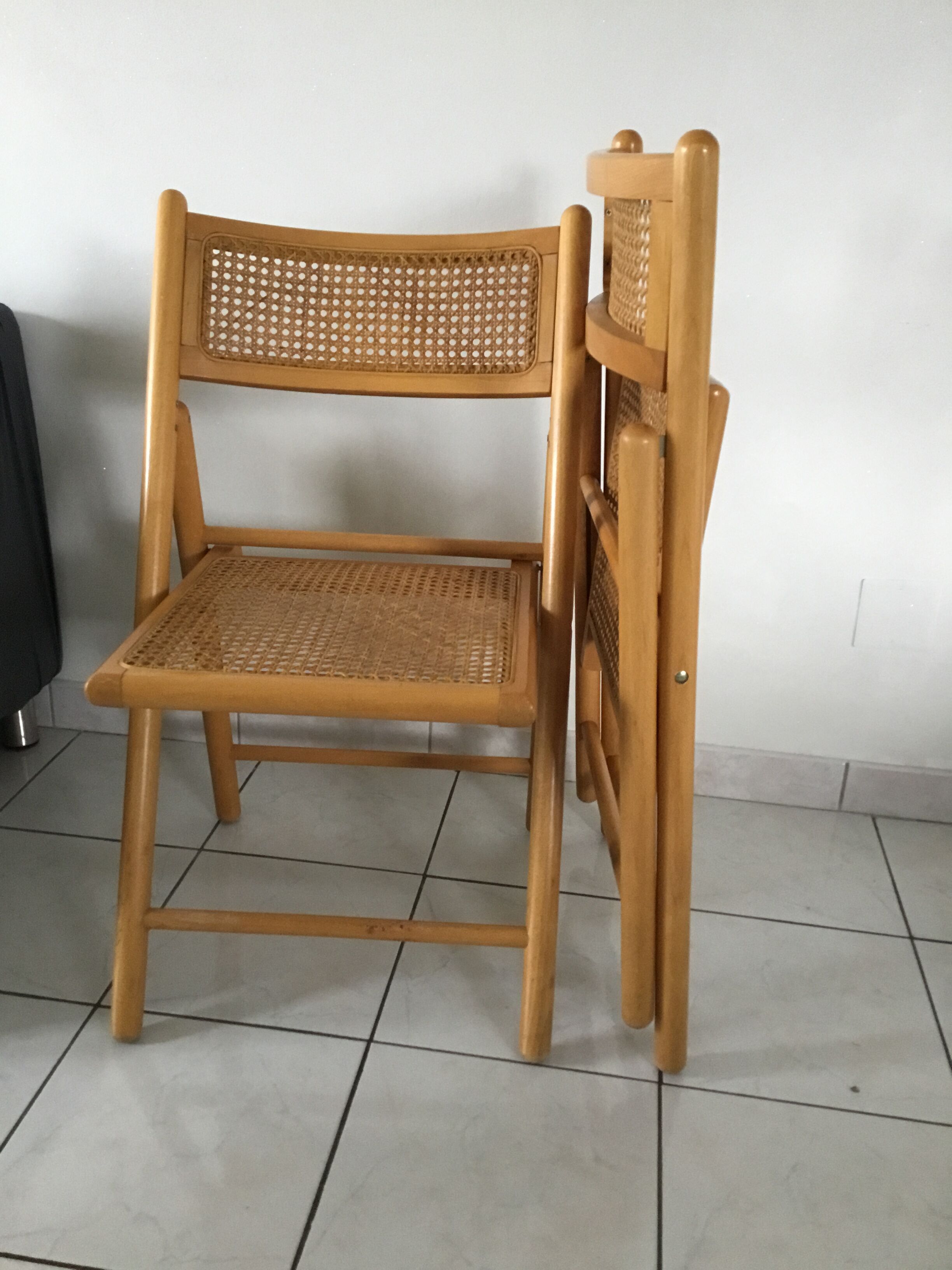 Canney folding chairs