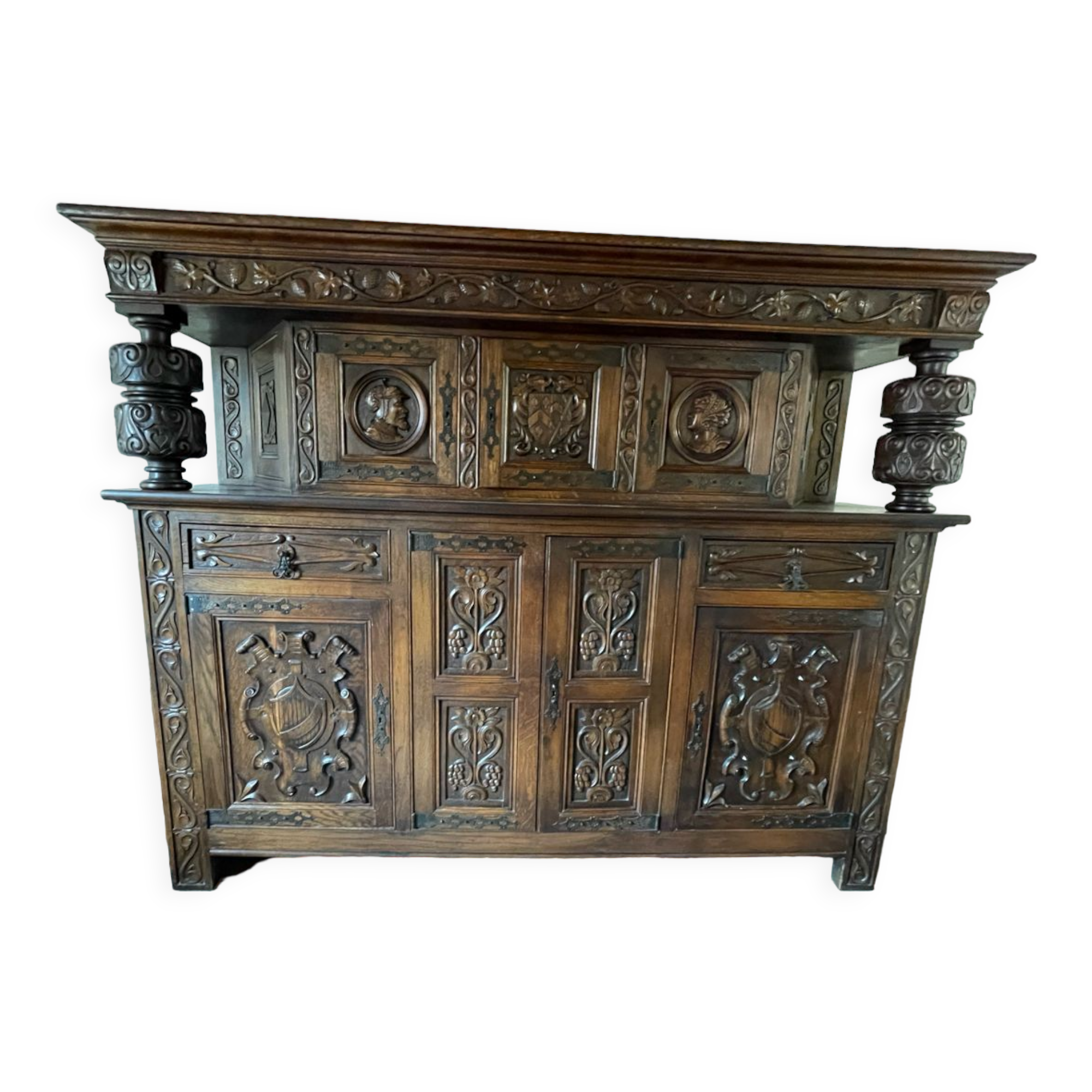 Old Basque Renaissance Buffet