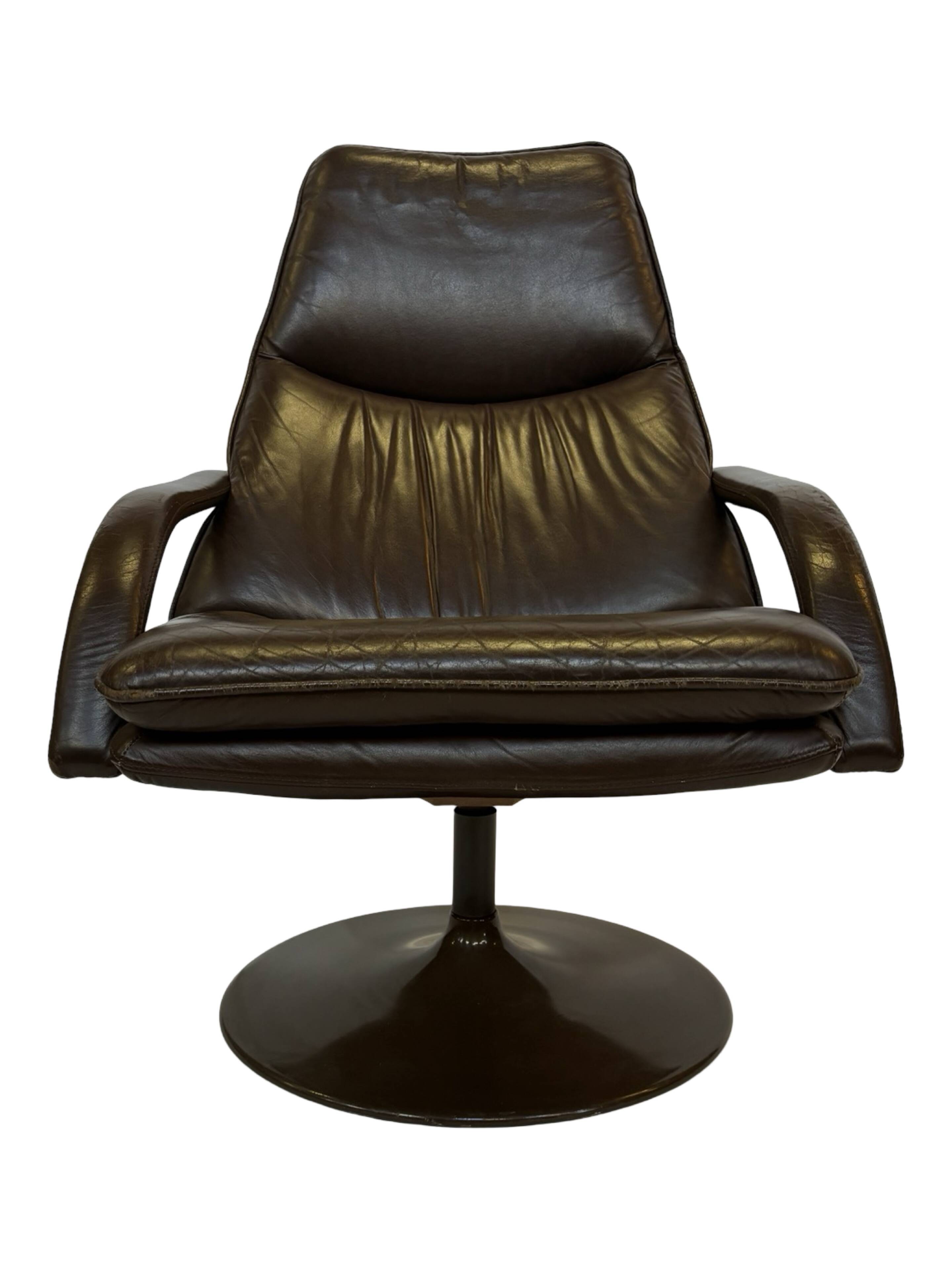 Vintage Artifort lounge chair Geoffrey Harcourt Design Easy Chair