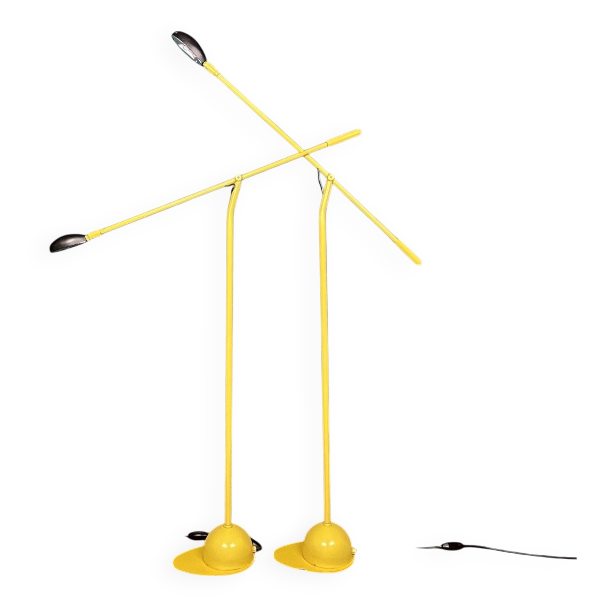 Lampadaires sur pied industrielles jaunes du milieu du siècle, Yougoslavie, années 1960, lot de 2