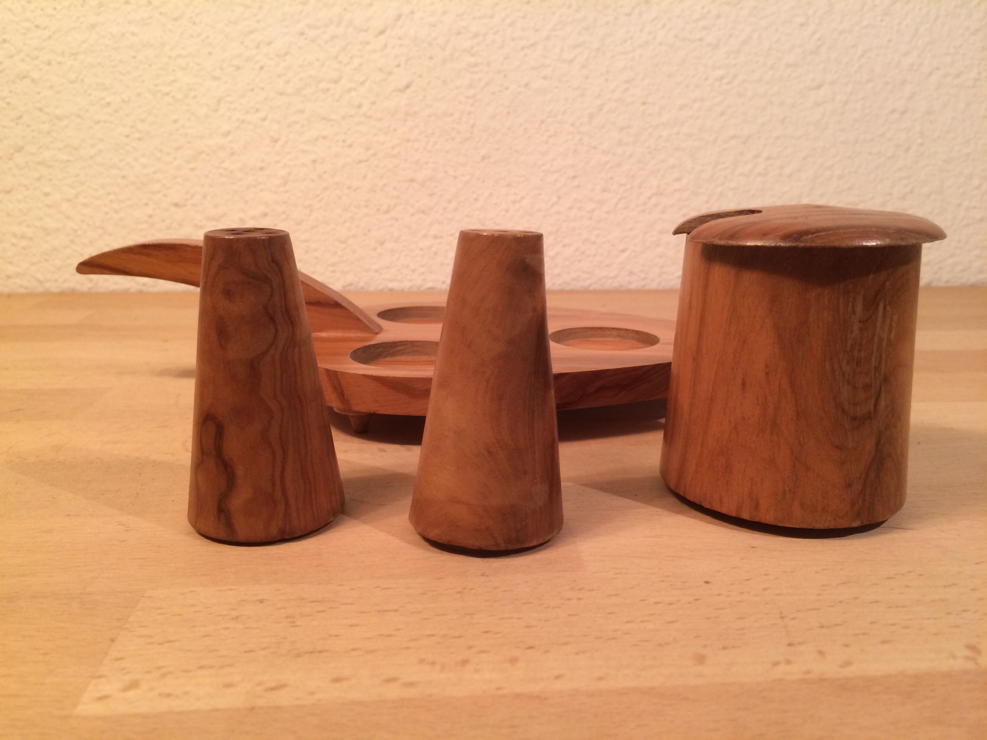 Servant salt pepper and mustard in olive wood, salt shaker