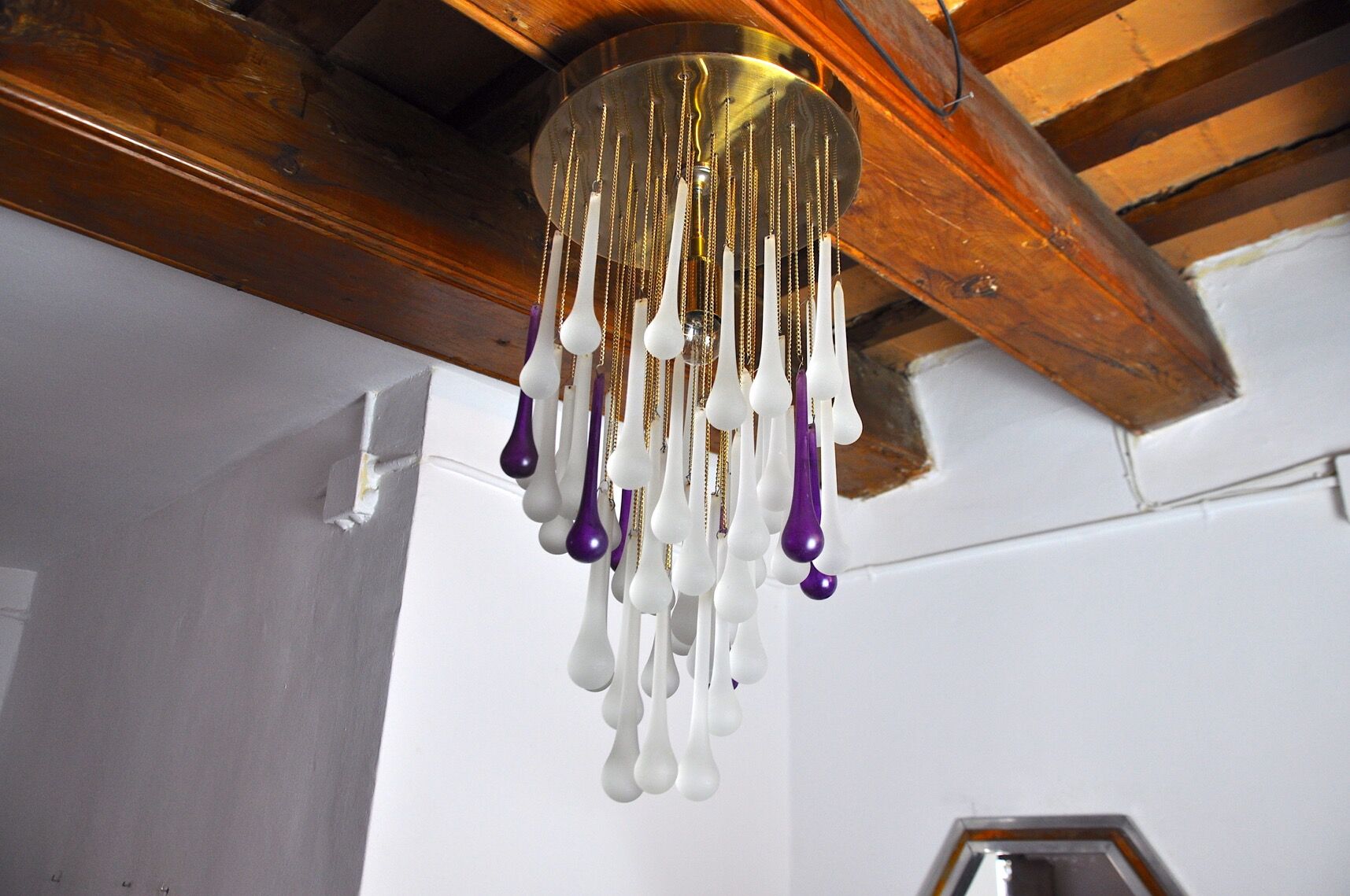 Venini waterfall ceiling lamp, murano crystals, two-tone purple and white, Italy, 1960