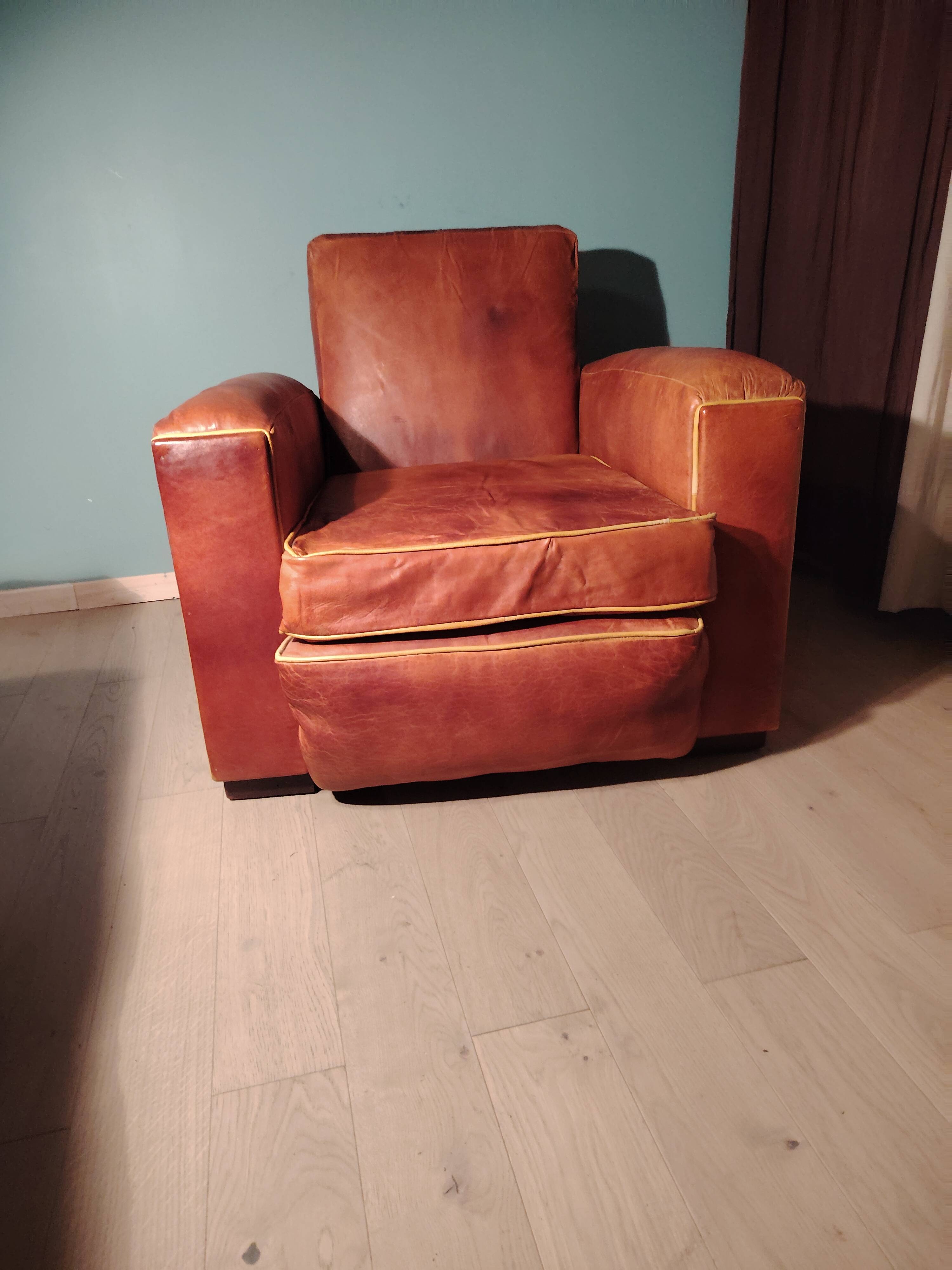 Fauteuil club carre