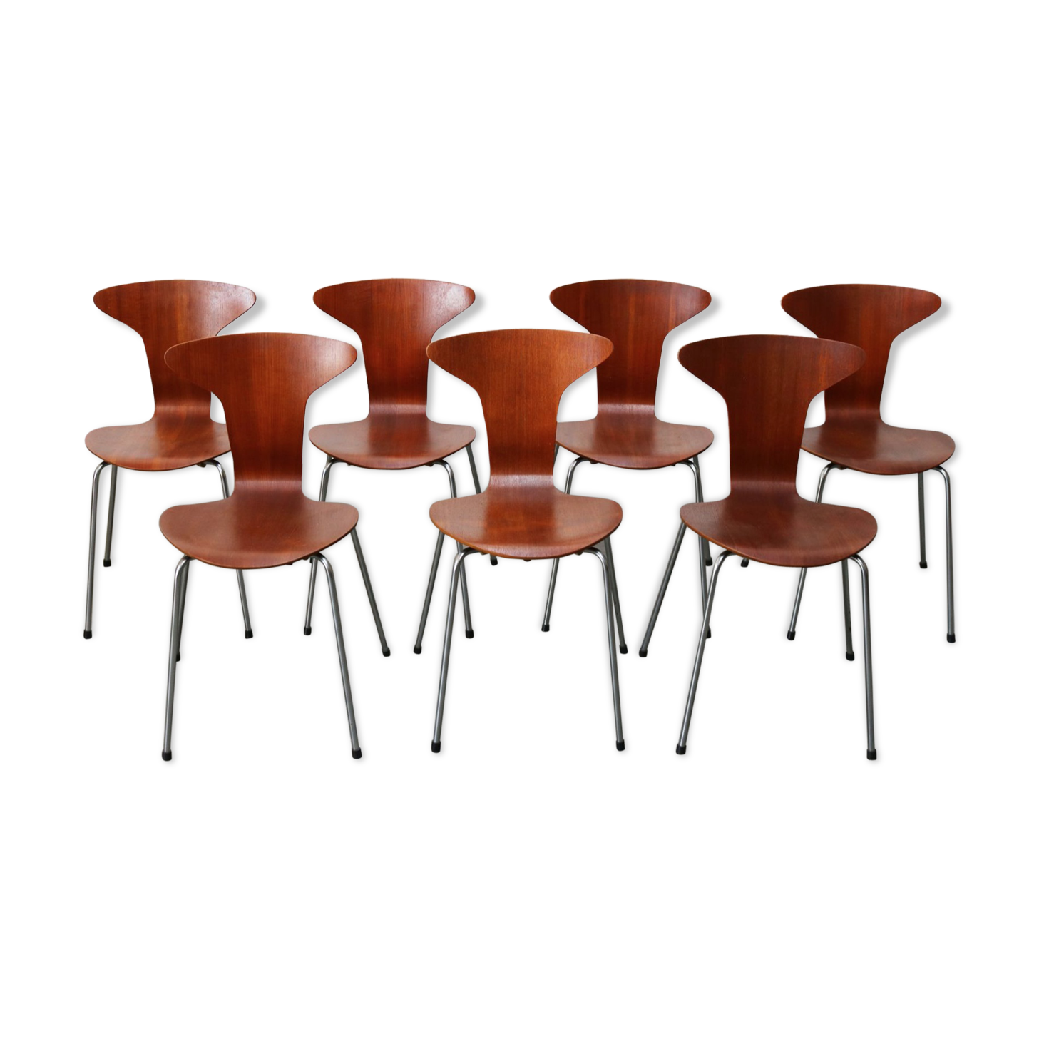 Model 3105 Mosquito chairs by Arne Jacobsen for Fritz Hansen 1967
