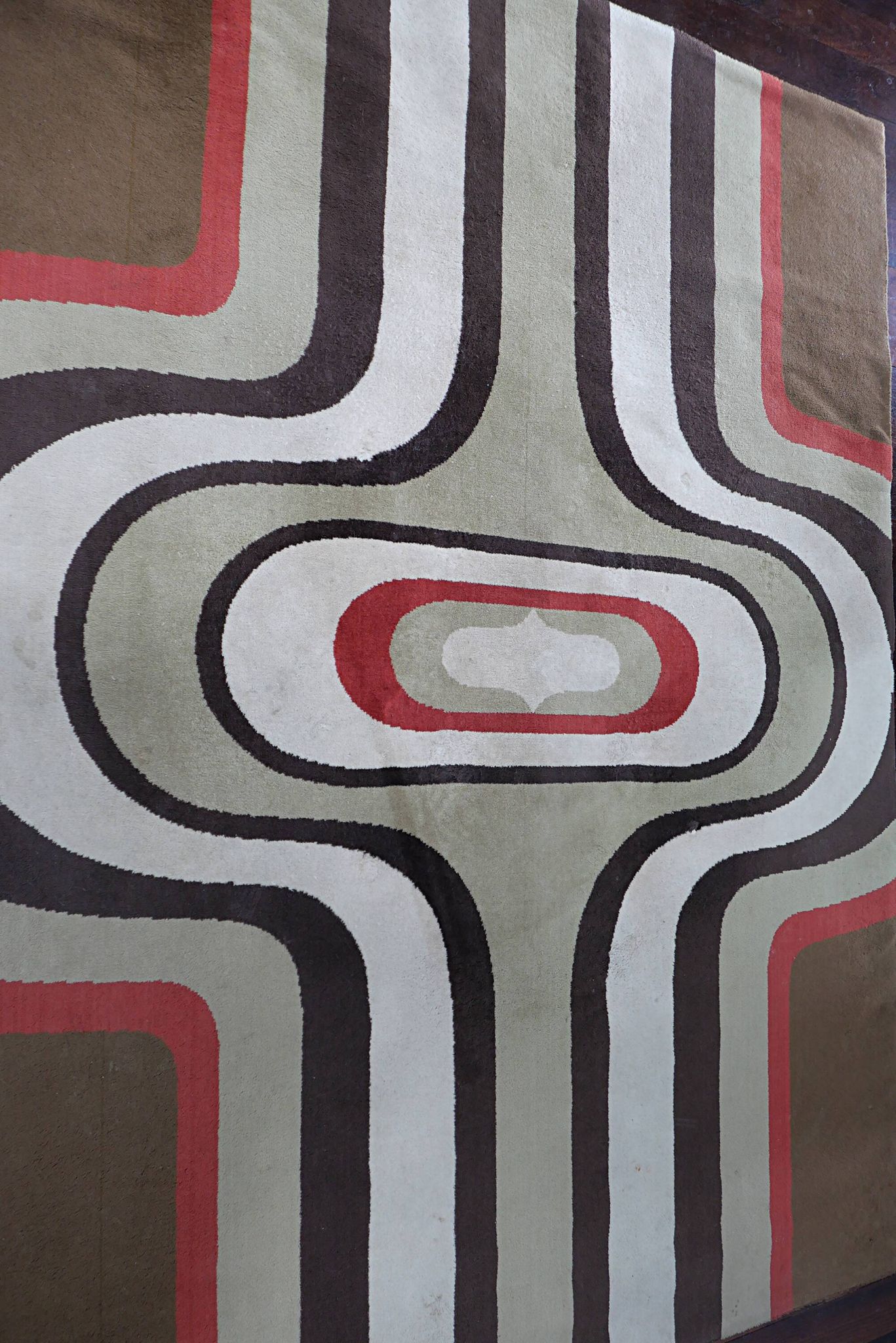 Grand tapis vintage des années 70 1970