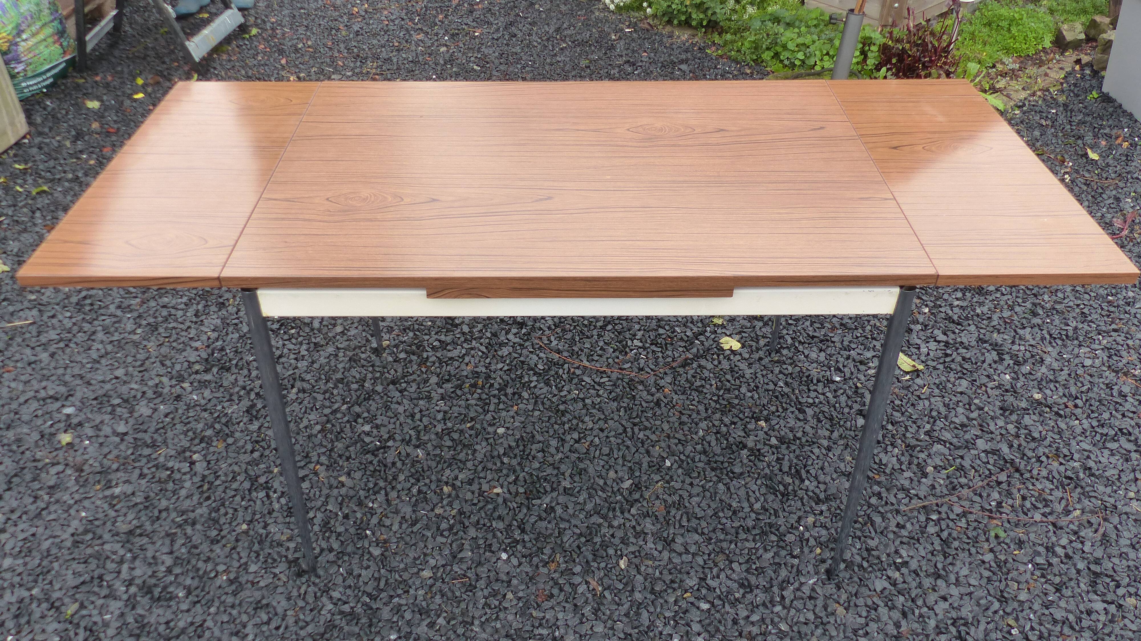 Table de cuisine