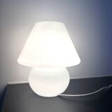 Small mushroom lamp in white opaline