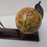 Office accessory, world map décor